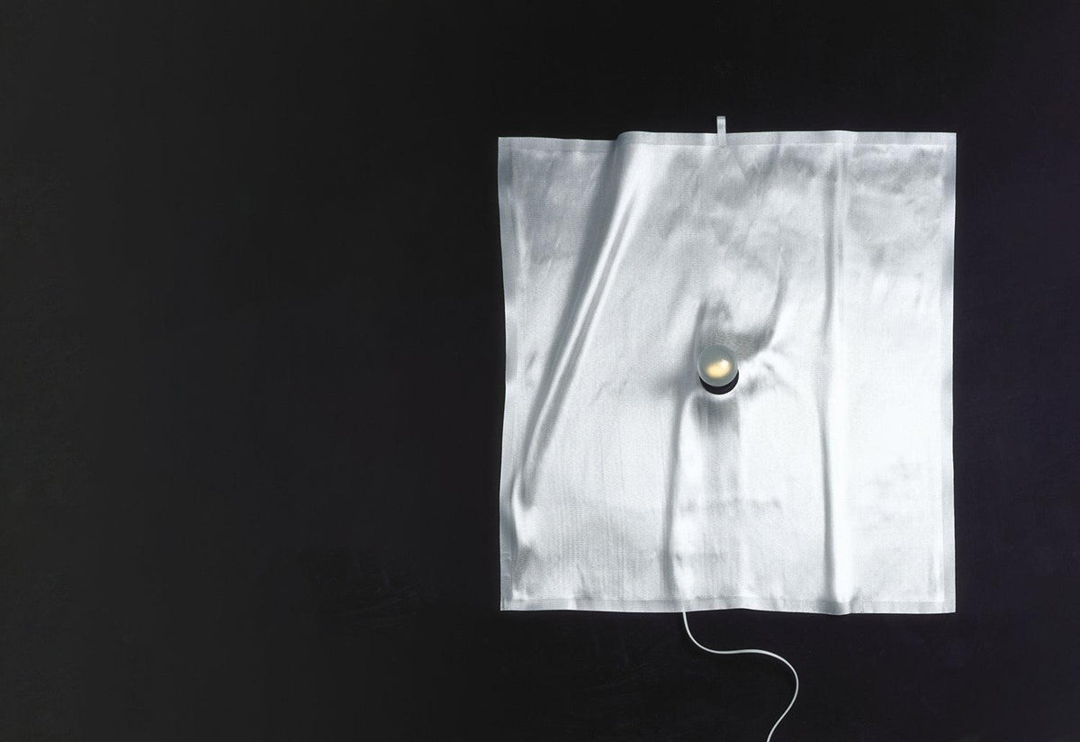 Delight Wall Light, Frans van nieuwenborg, Ingo maurer
