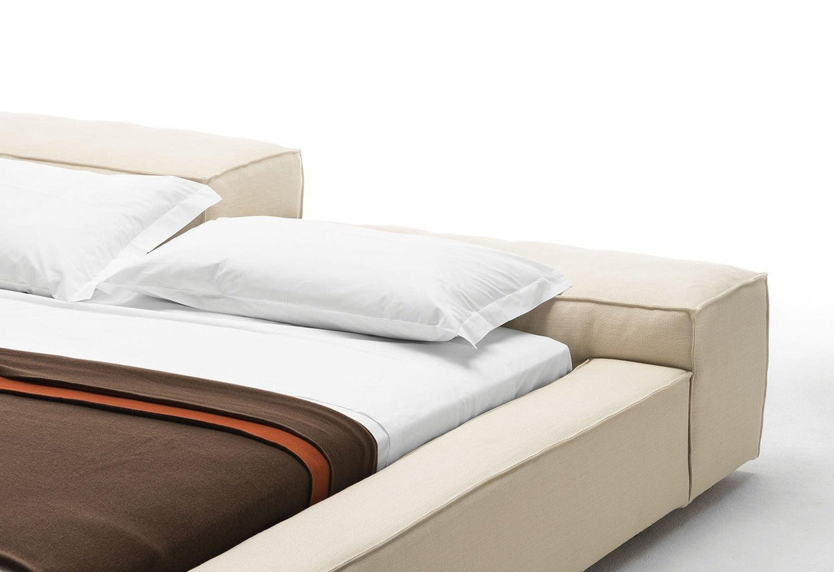 Extrasoft Bed, Piero lissoni, Living divani