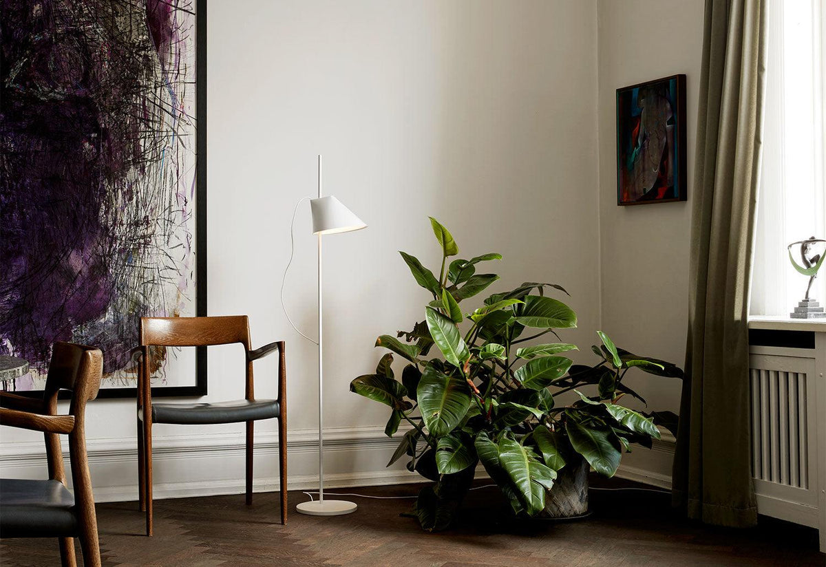 Yuh Floor Light, Gamfratesi, Louis poulsen