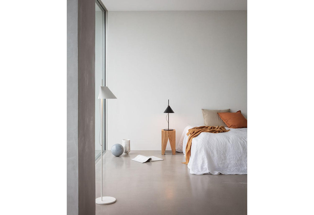 Yuh Floor Light, Gamfratesi, Louis poulsen