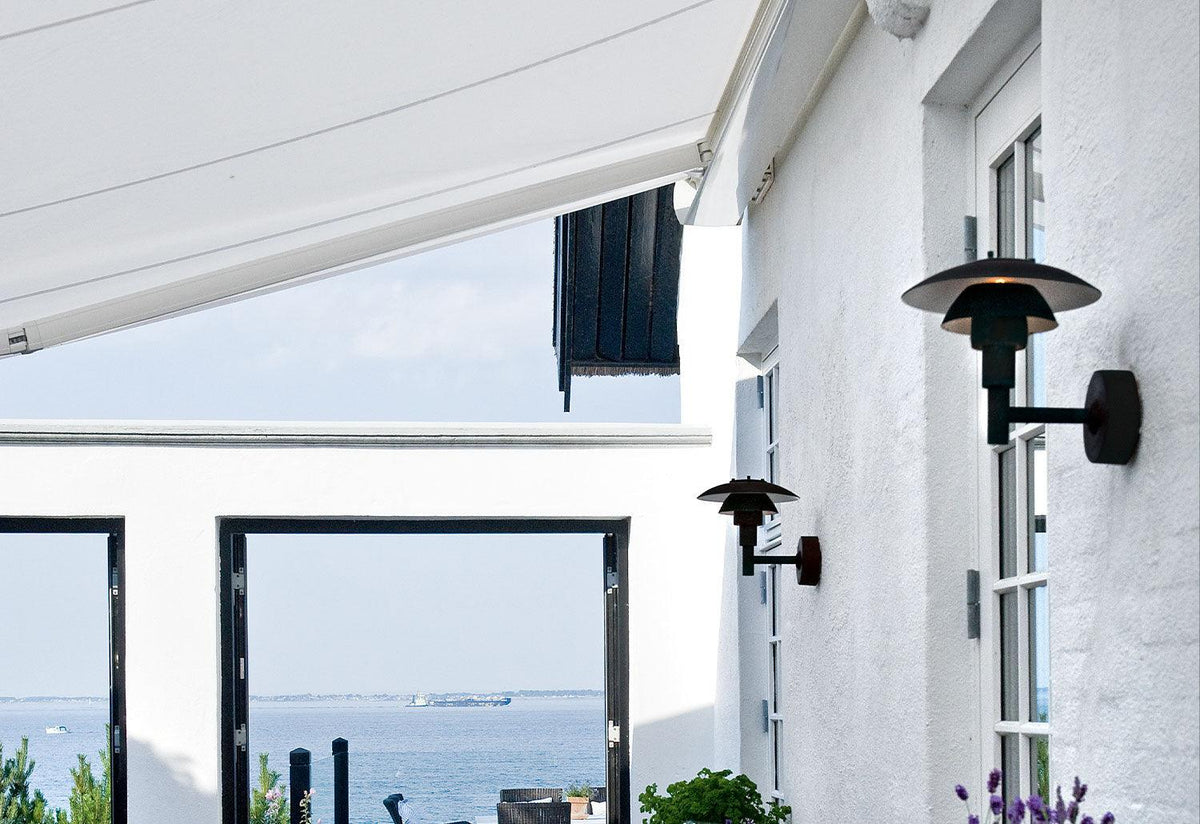 PH 3-2 1/2 Outdoor Wall Light, Poul henningsen, Louis poulsen