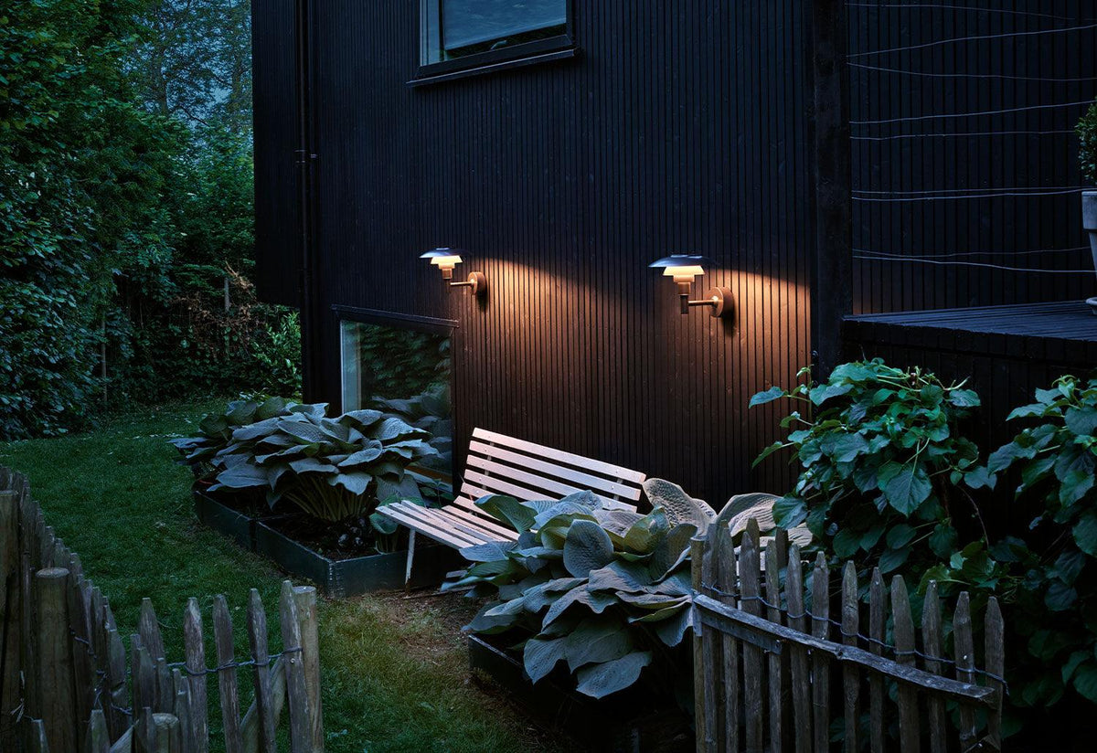 PH 3-2 1/2 Outdoor Wall Light, Poul henningsen, Louis poulsen