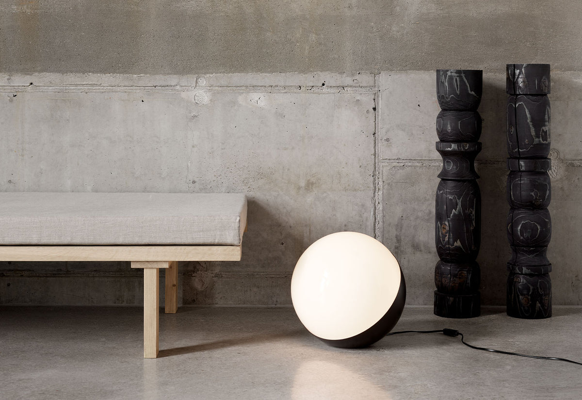 VL Studio Table/Floor Light, Vilhelm lauritzen, Louis poulsen