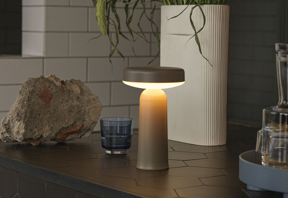Ease Portable Lamp, Johan van hengel, Muuto