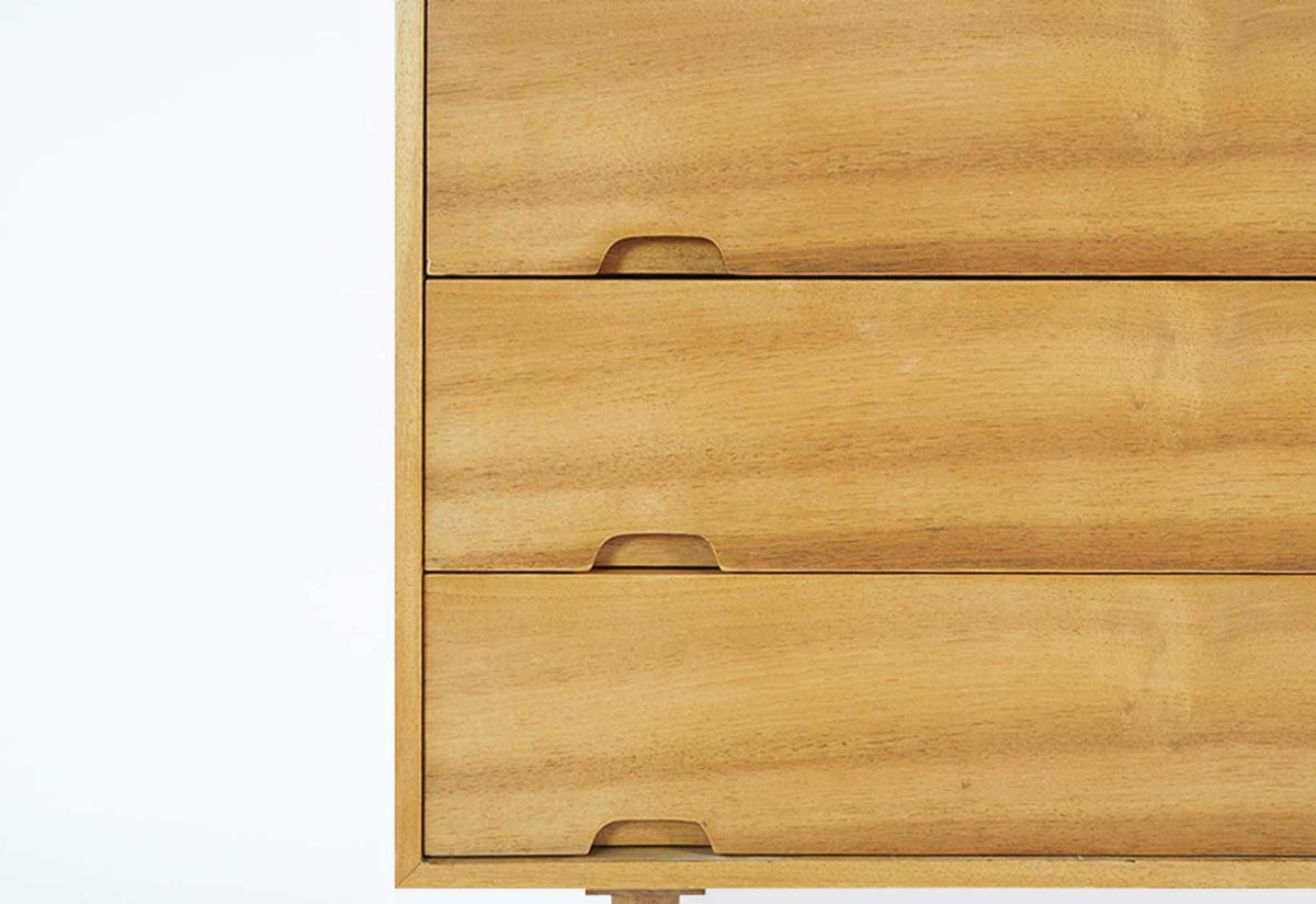 Robin Day Hilleplan desk | 1952