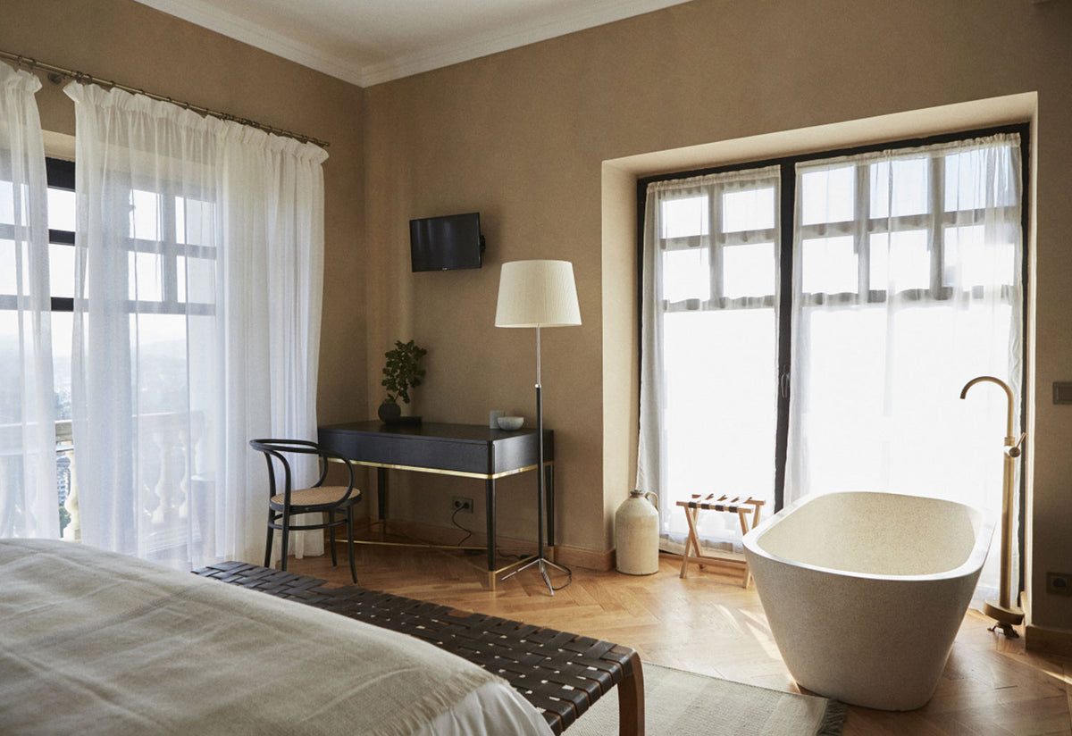 Pie de Salon Floor Lamp, Jaume sans, Santa and cole