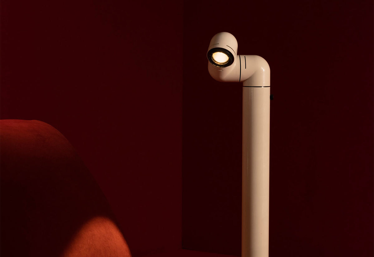 Tatu Alta Floor Lamp, Andre ricard, Santa and cole