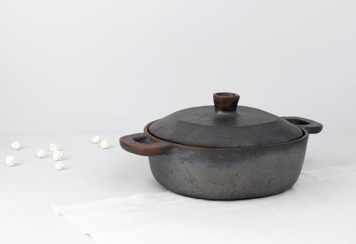 Karipot Cooking Pots, Tiipoi