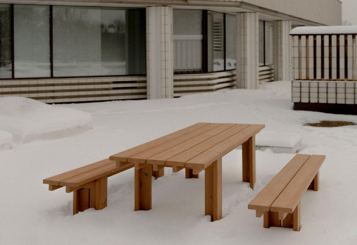 013 Osa Outdoor Bench, Henrik tjaerby, Vaarnii