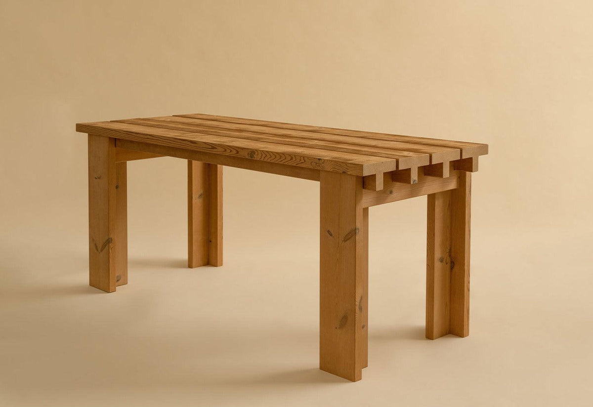 013 Osa Outdoor Dining Table, Henrik tjaerby, Vaarnii