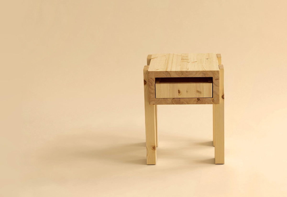 003 Stilts Side Table, Philippe malouin, Vaarnii