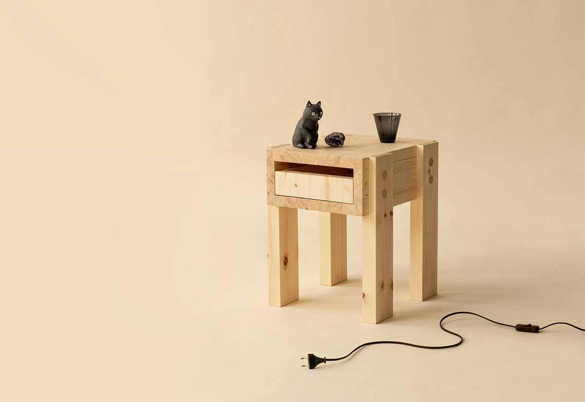003 Stilts Side Table, Philippe malouin, Vaarnii