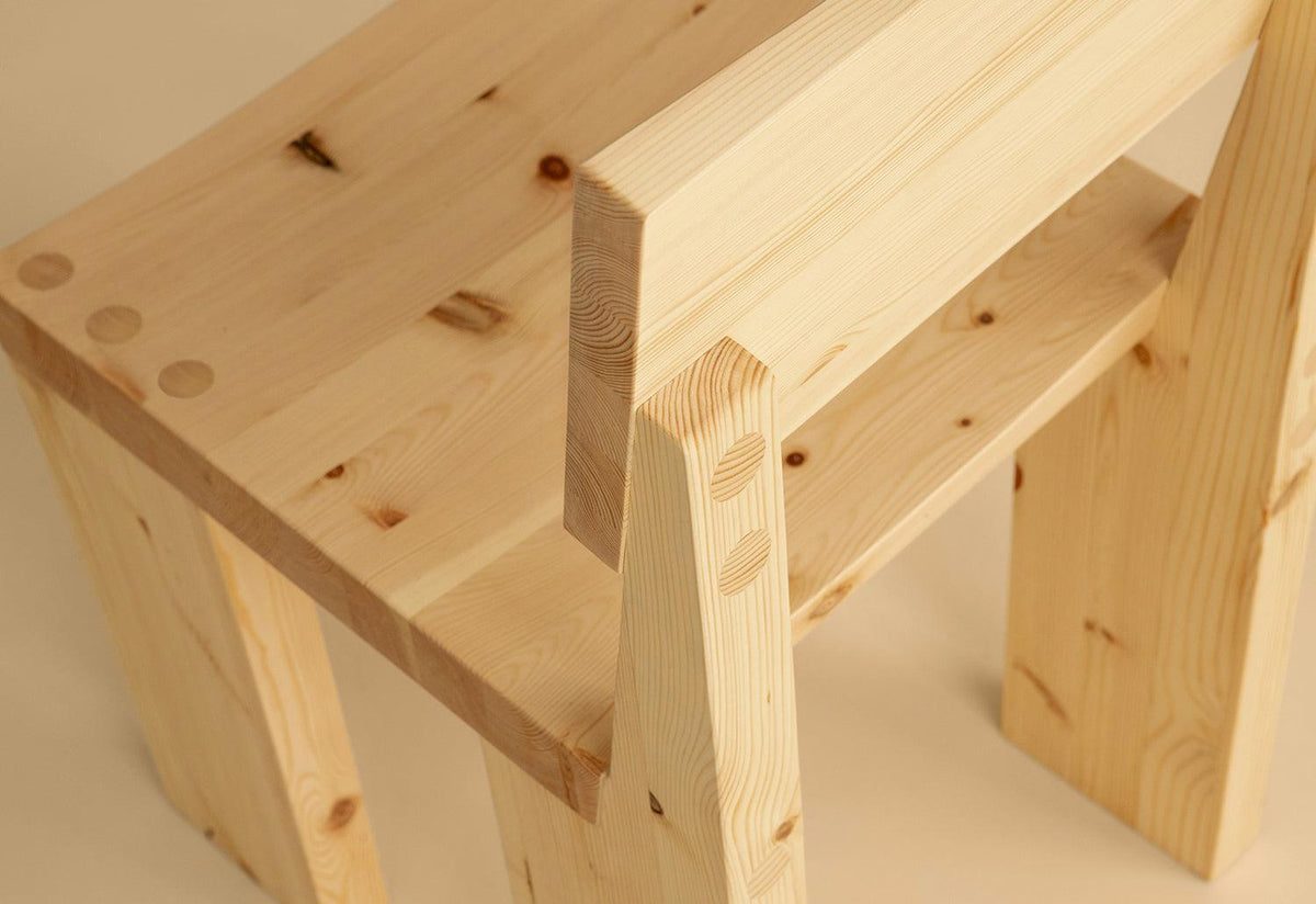 001 Dining Chair, Fredrik paulsen, Vaarnii