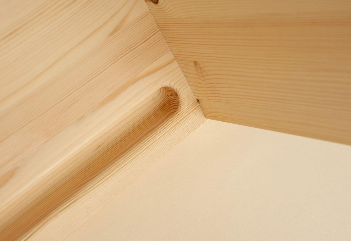001 Dining Chair, Fredrik paulsen, Vaarnii