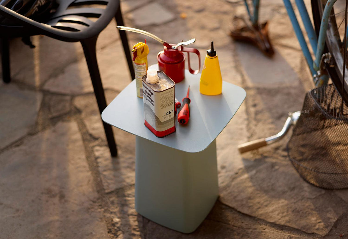 Metal Outdoor Side Table, Ronan and erwan bouroullec, Vitra