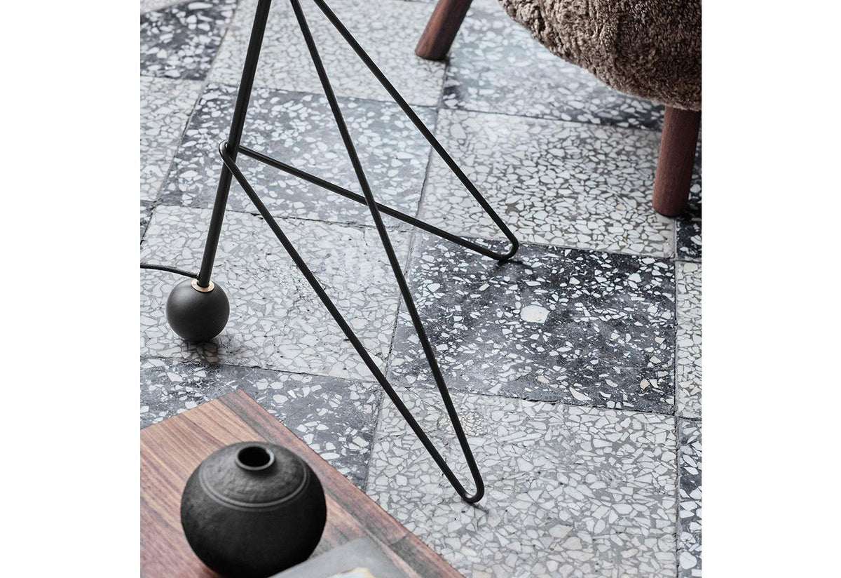 Tripod Floor Light | HM8, Hvidt and molgaard, Andtradition