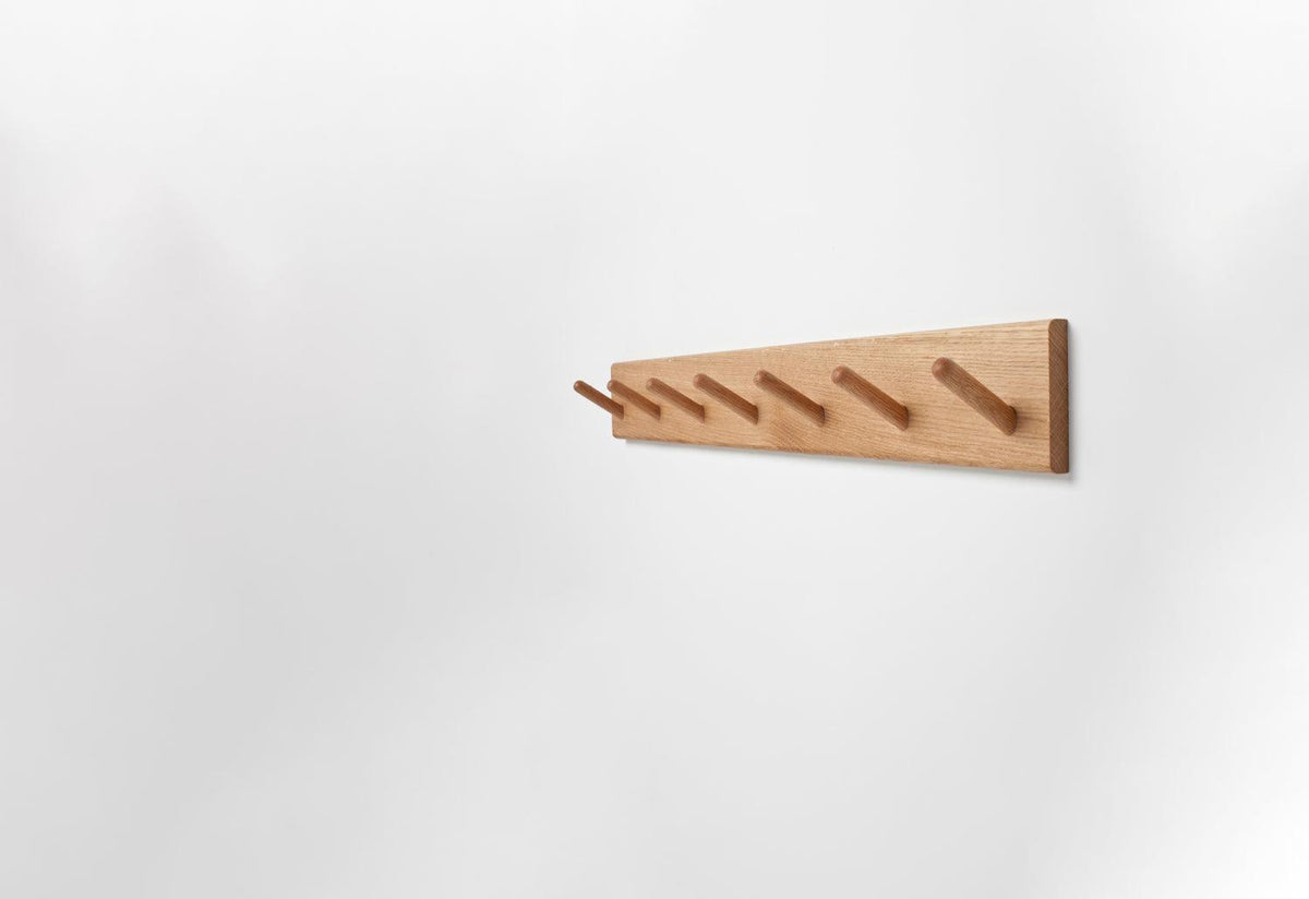 Peg Rail, Another country