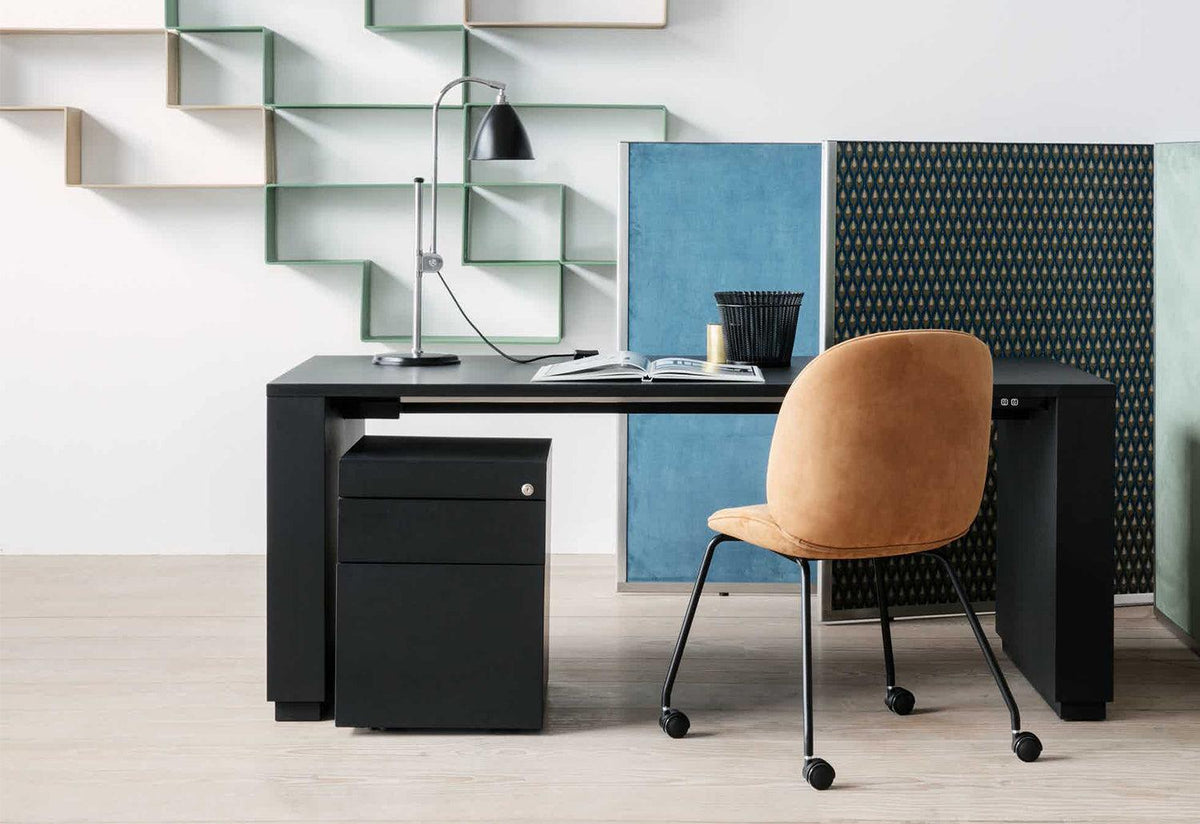 Beetle Chair | Castor Base, Gamfratesi, Gubi