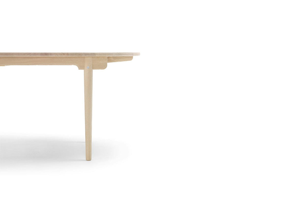 CH338 Dining Table | Ex-Display