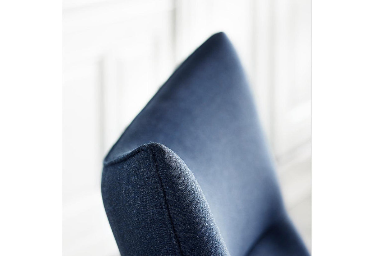 CH445 Wing Chair, Hans wegner, Carl hansen and son