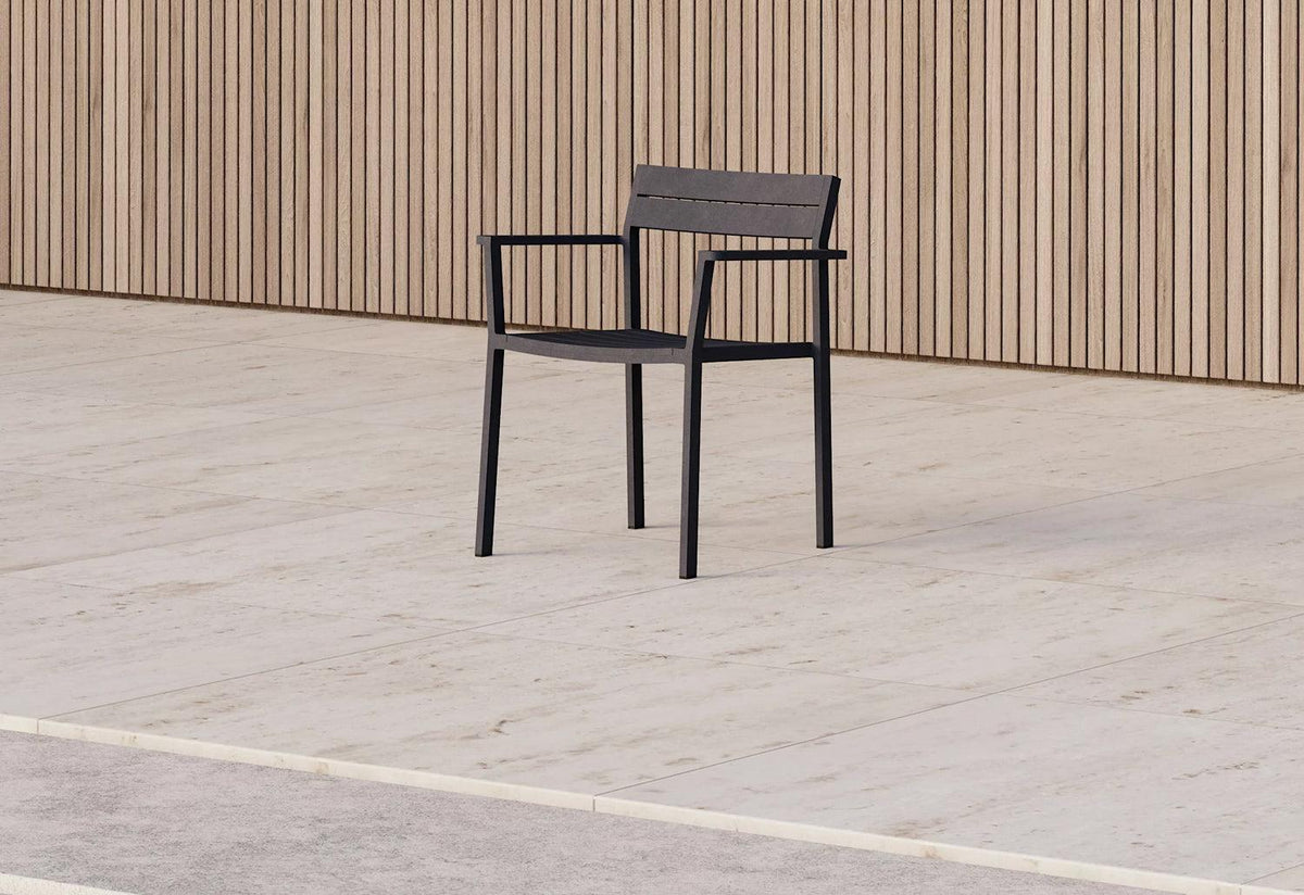 Eos Armchair, Matthew hilton, Case furniture