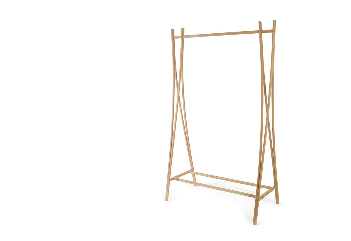 Tra-ra Clothes Rail, Tomoko azumi, Zilio a and c