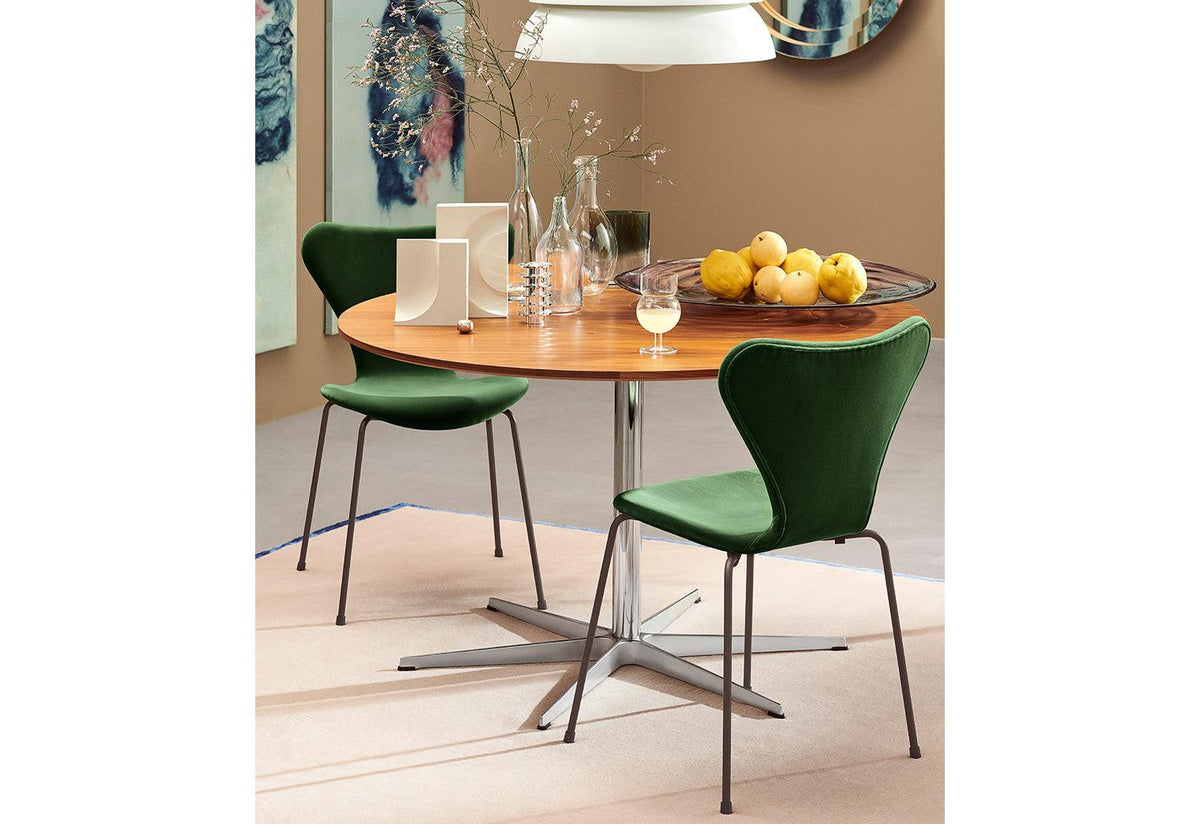 Circular Dining Table, Arne jacobsen, Piet hein, Fritz hansen