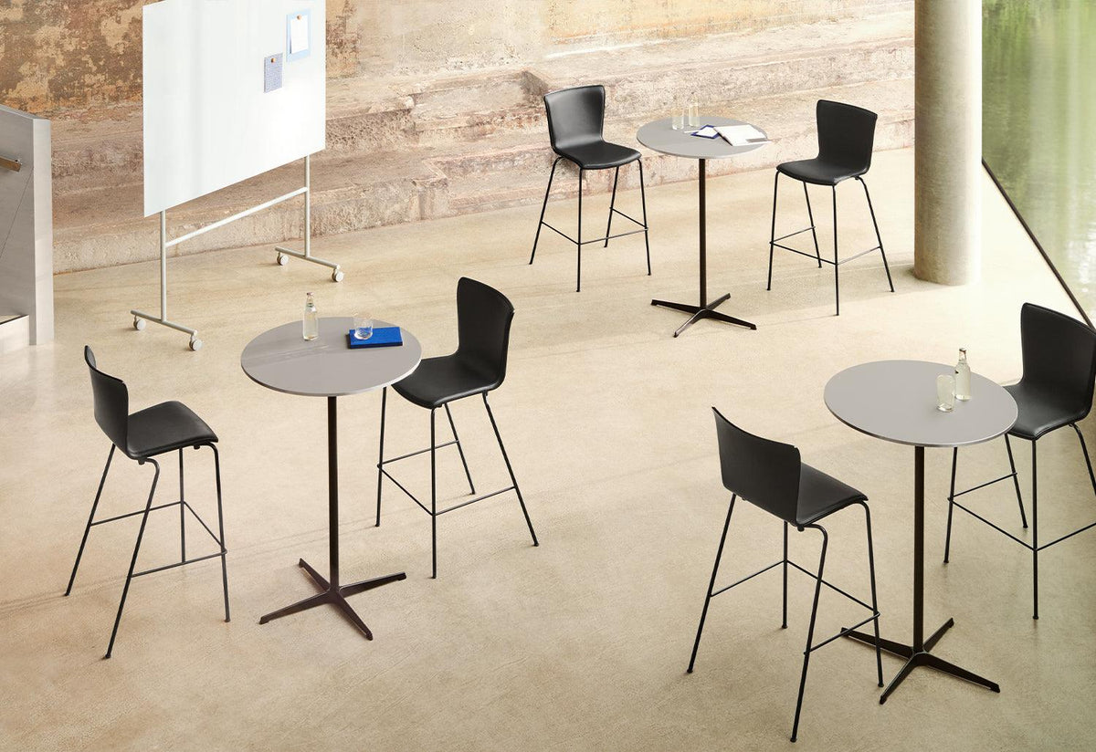Vico Duo Bar Stool | Upholstered, Vico magistretti, Fritz hansen