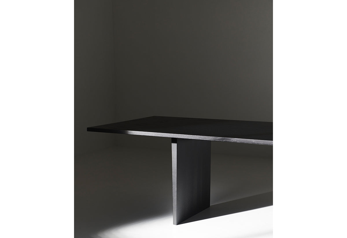 Private Dining Table, Space copenhagen, Gubi