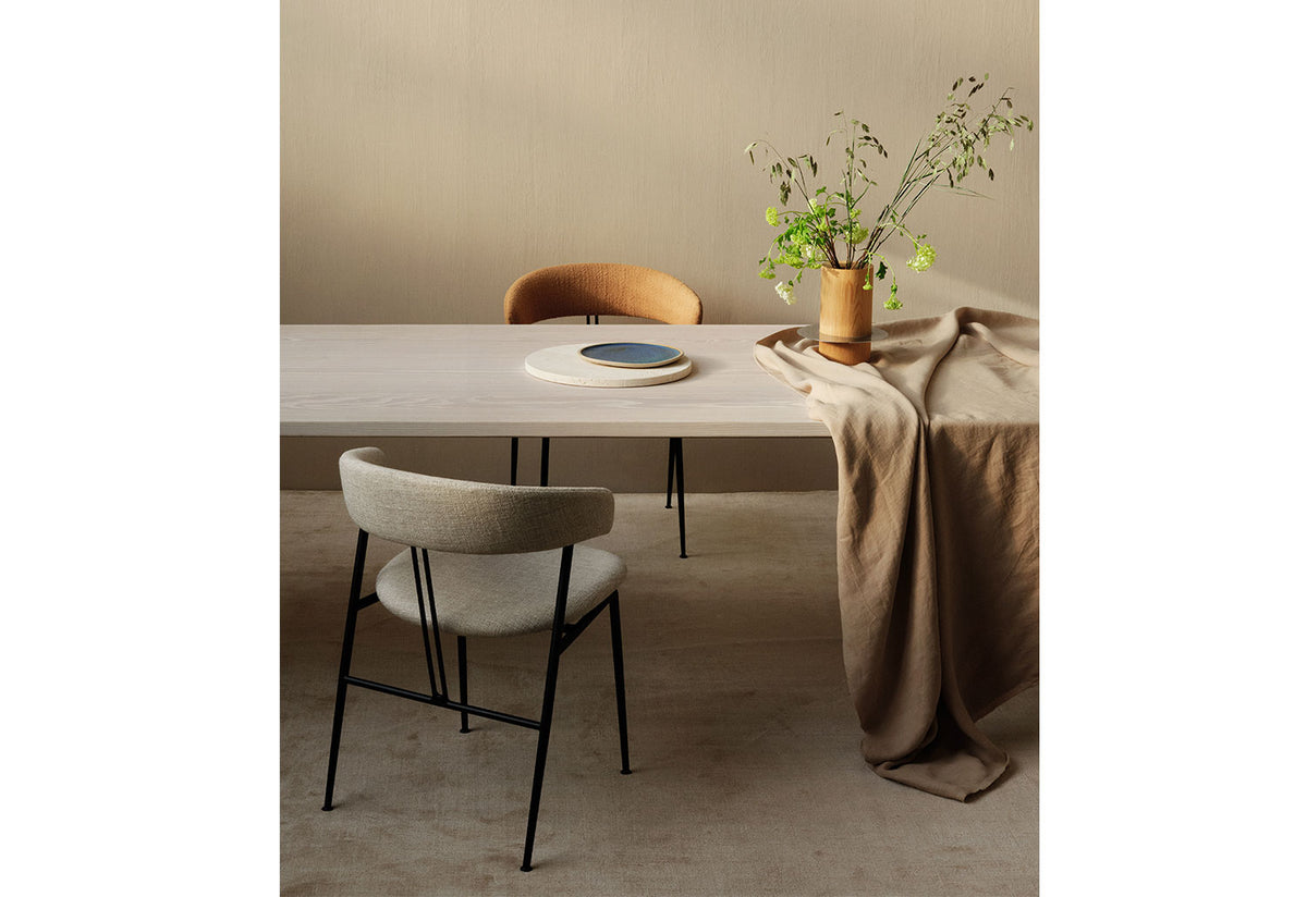 Violin Chair | Fully Upholstered, Gamfratesi, Gubi