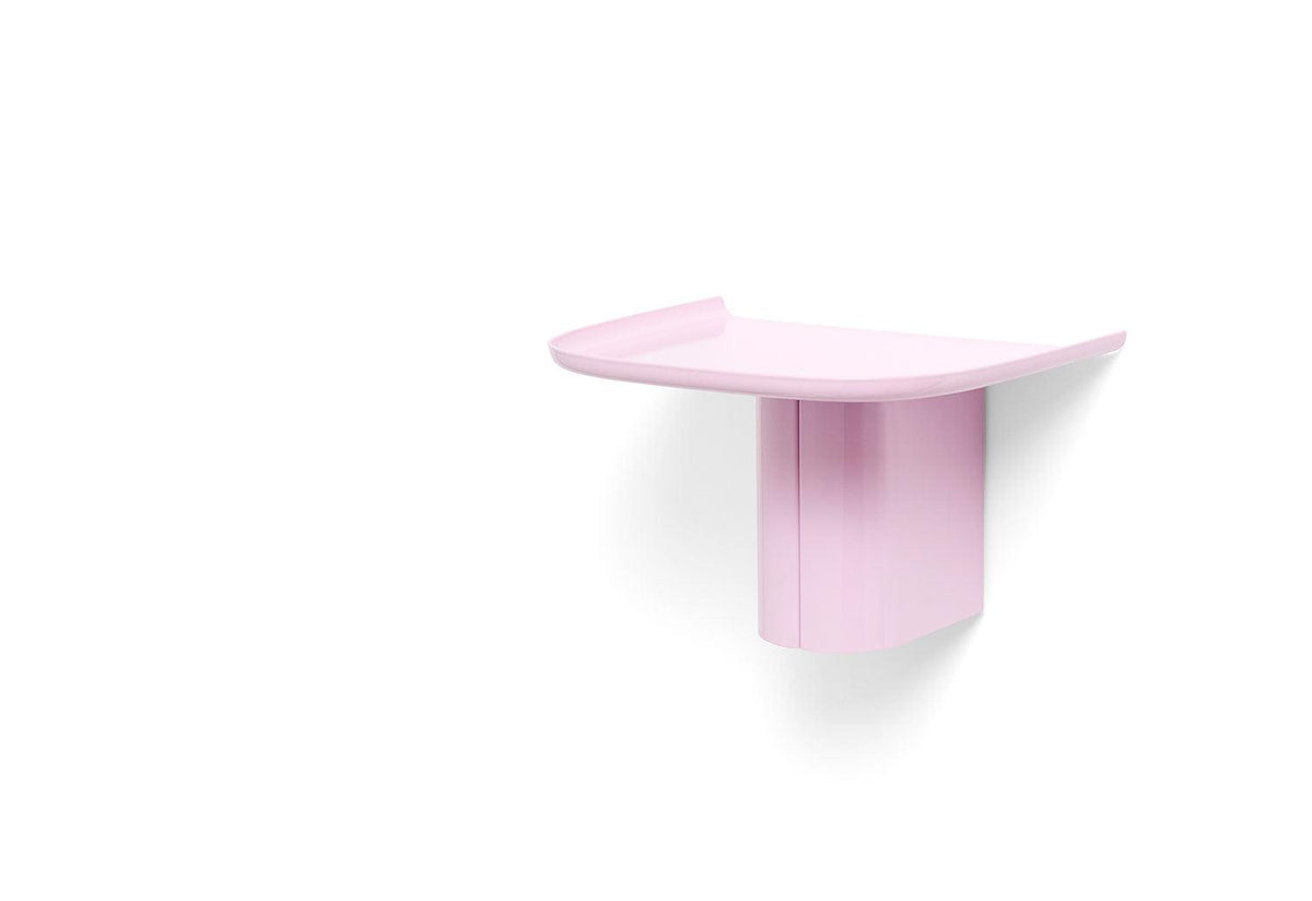 Korpus Shelf, Andreas bergsaker, Hay