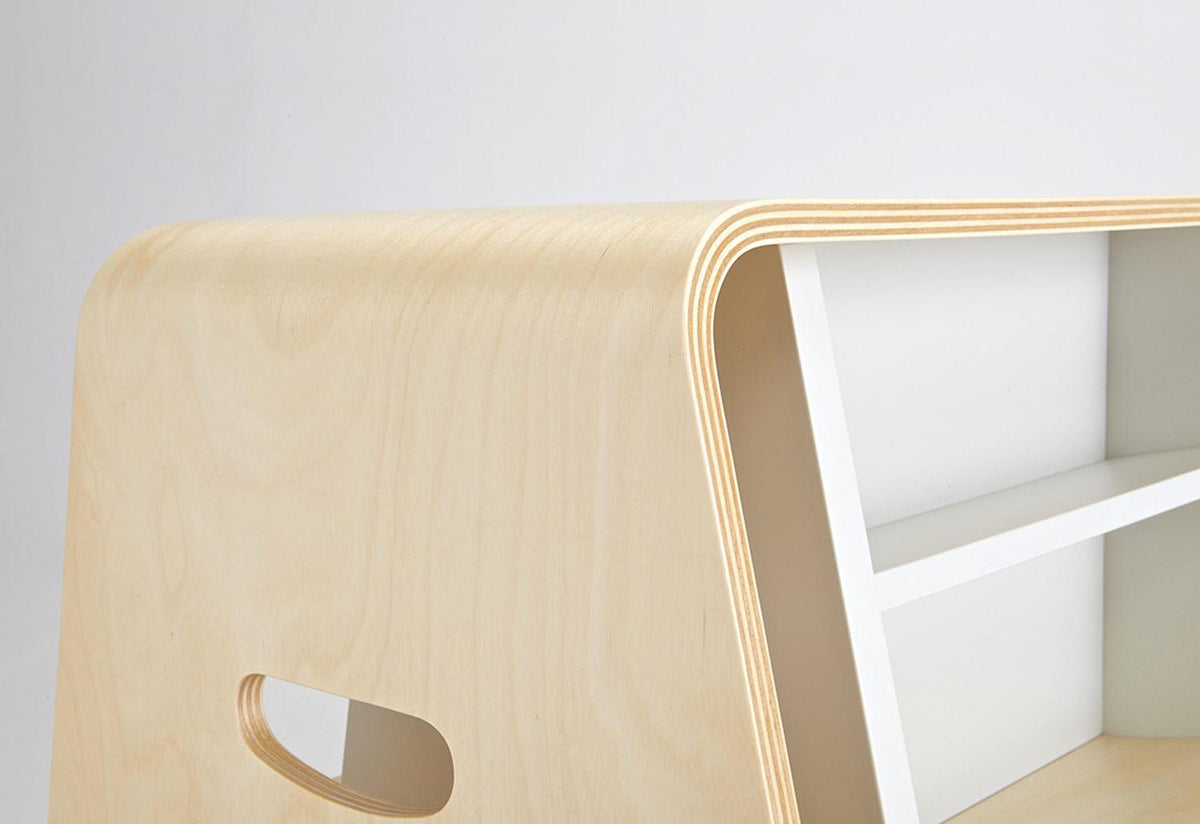 Penguin Donkey 3, Shin and tomoko azumi, Isokon plus