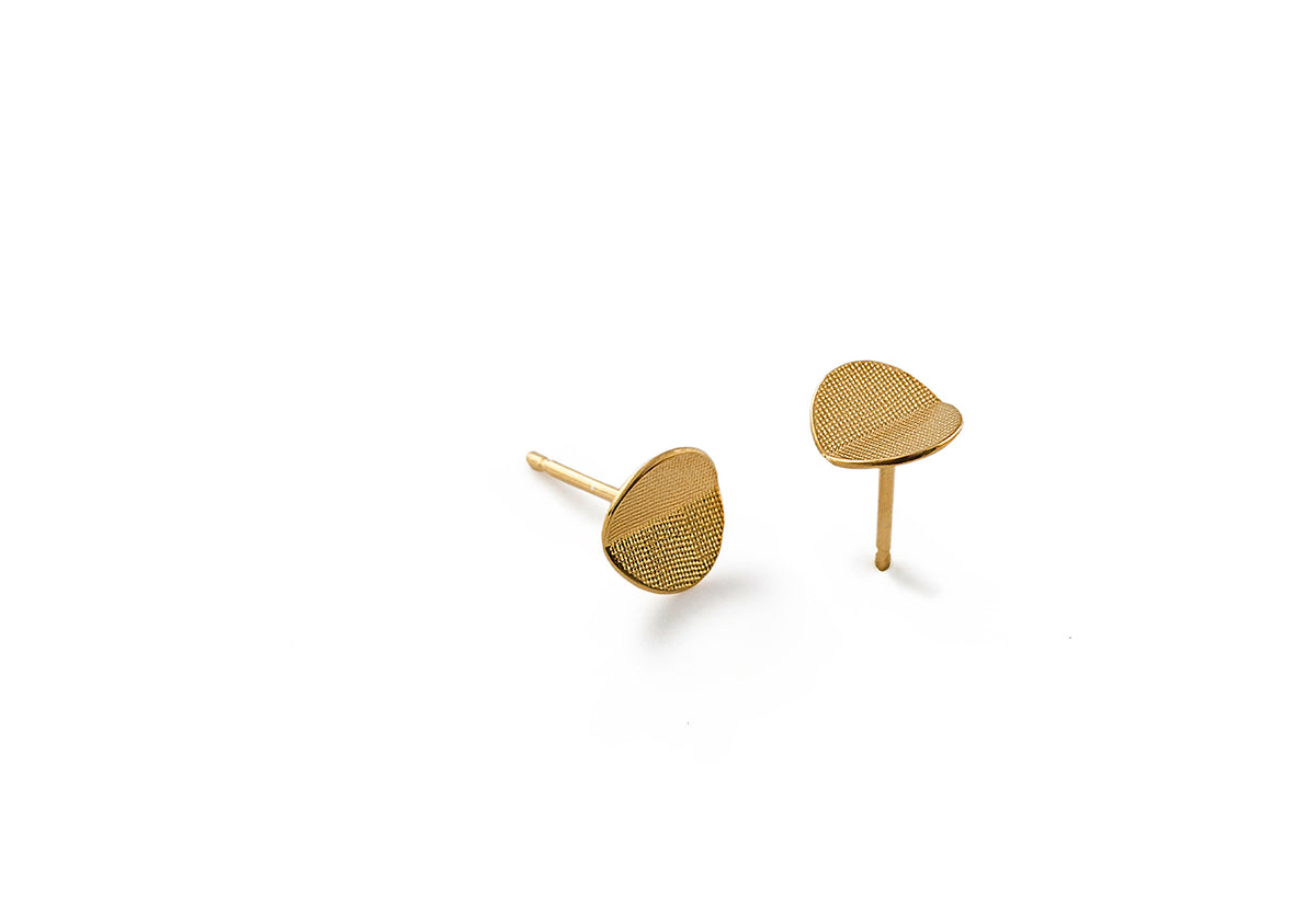 Point 4 Stud Earrings | Bent Circle, Kei tominaga