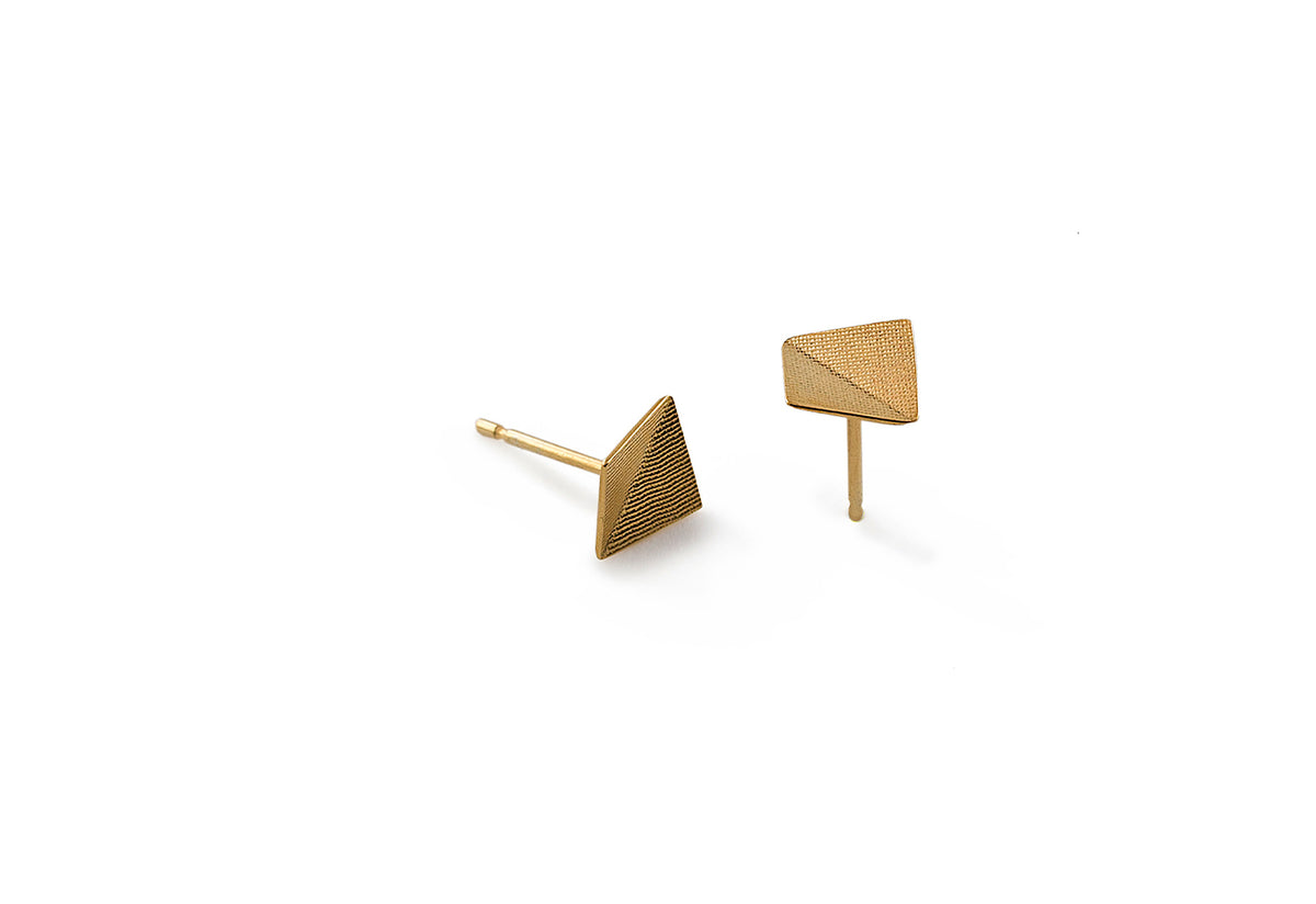 Point 4 Stud Earrings | Bent Square, Kei tominaga