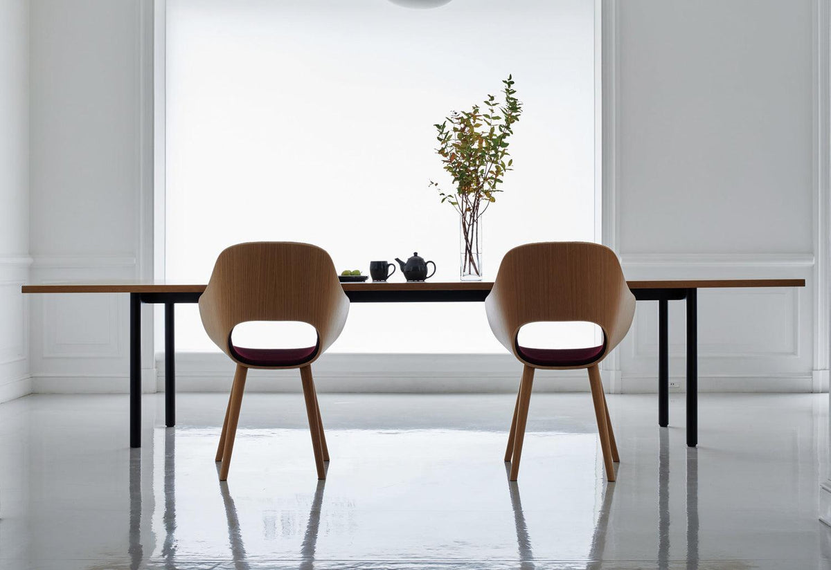 Malta Table Low | Steel, Naoto fukasawa, Maruni