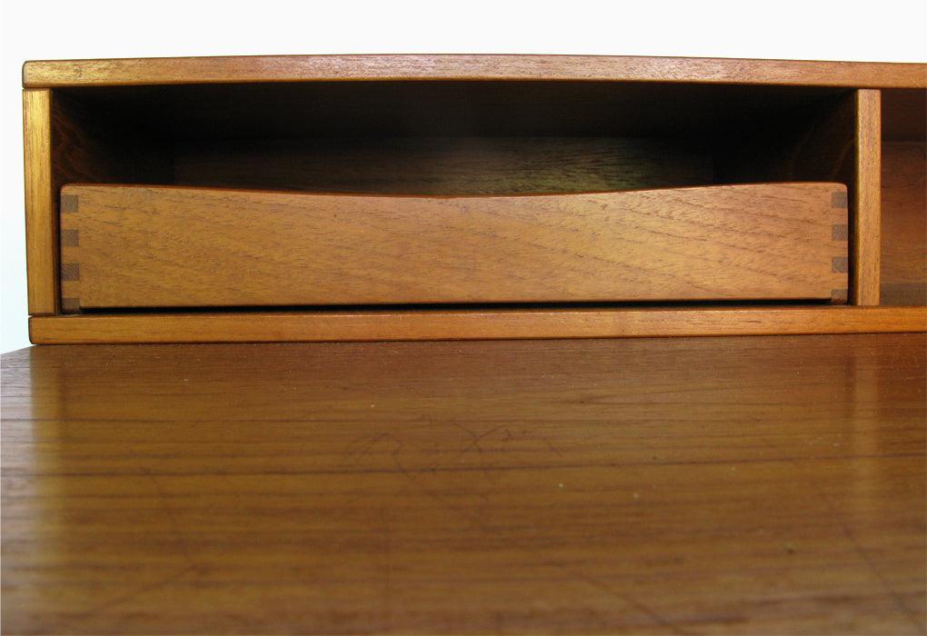 Peter Lovig Nielsen | desk | 1955