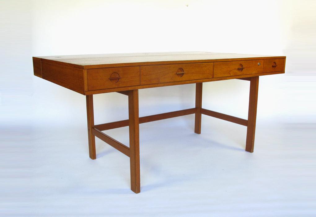 Peter Lovig Nielsen | desk | 1955
