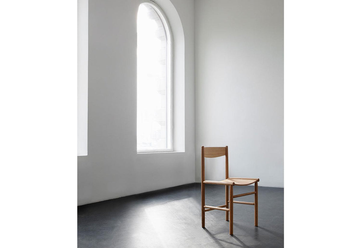 Akademia Chair, Wesley walters and salla luhtasela, Nikari