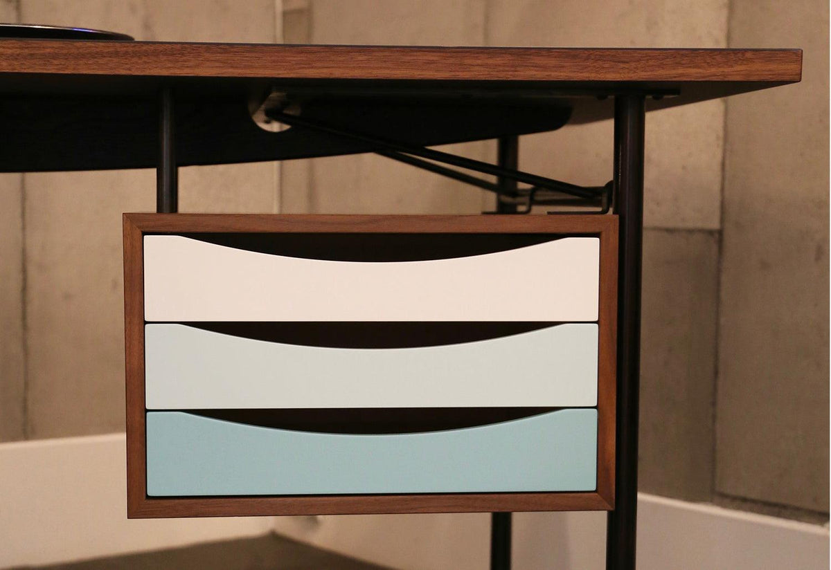 Nyhavn Desk with Tray Unit, Finn juhl, House of finn juhl