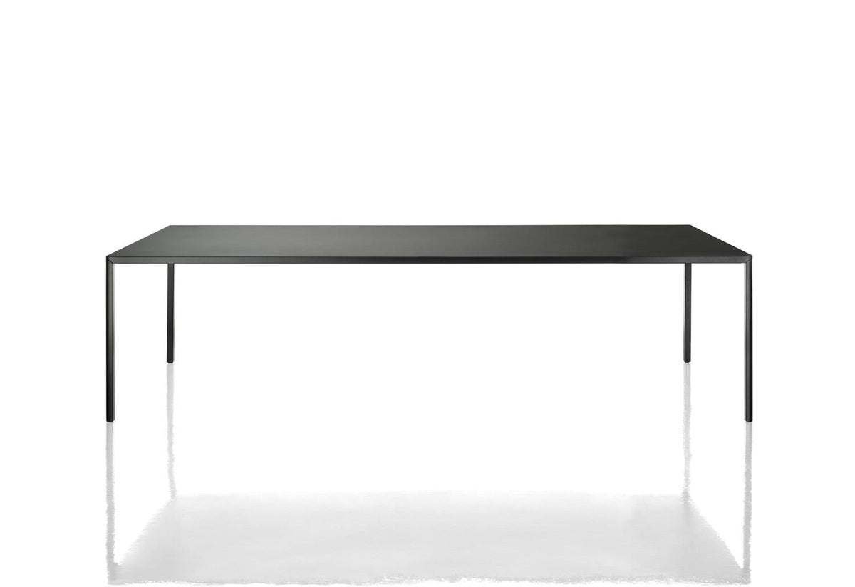 Passe-partout Table, Magis