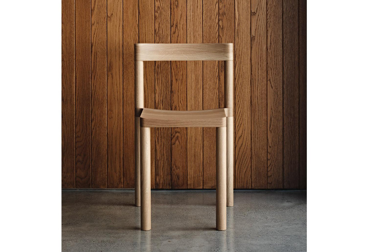 Pier Chair, Leonard kadid, Resident