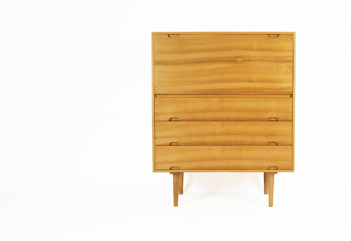 Robin Day Hilleplan desk | 1952