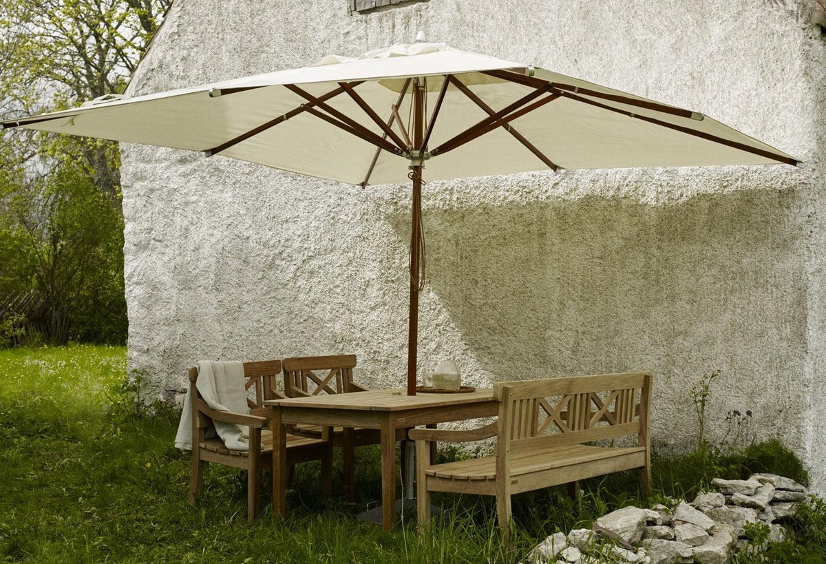 Drachmann Outdoor Table, Bernt santesson, Fritz hansen