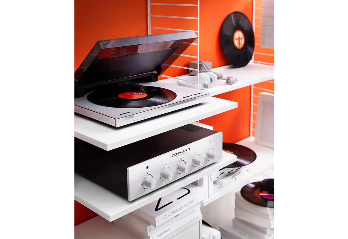 String System | Media Shelf, Nisse strinning, String