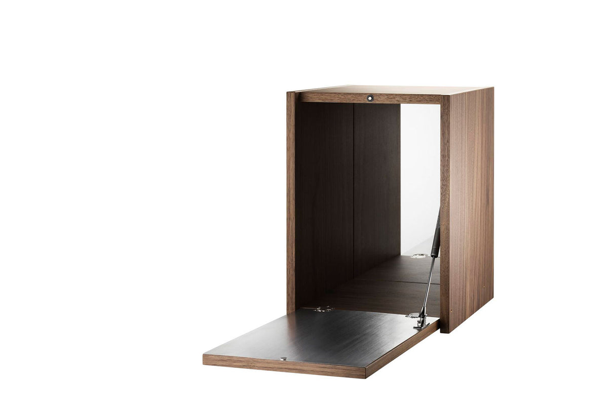 String System | Tiny Cabinet, Nisse strinning, String