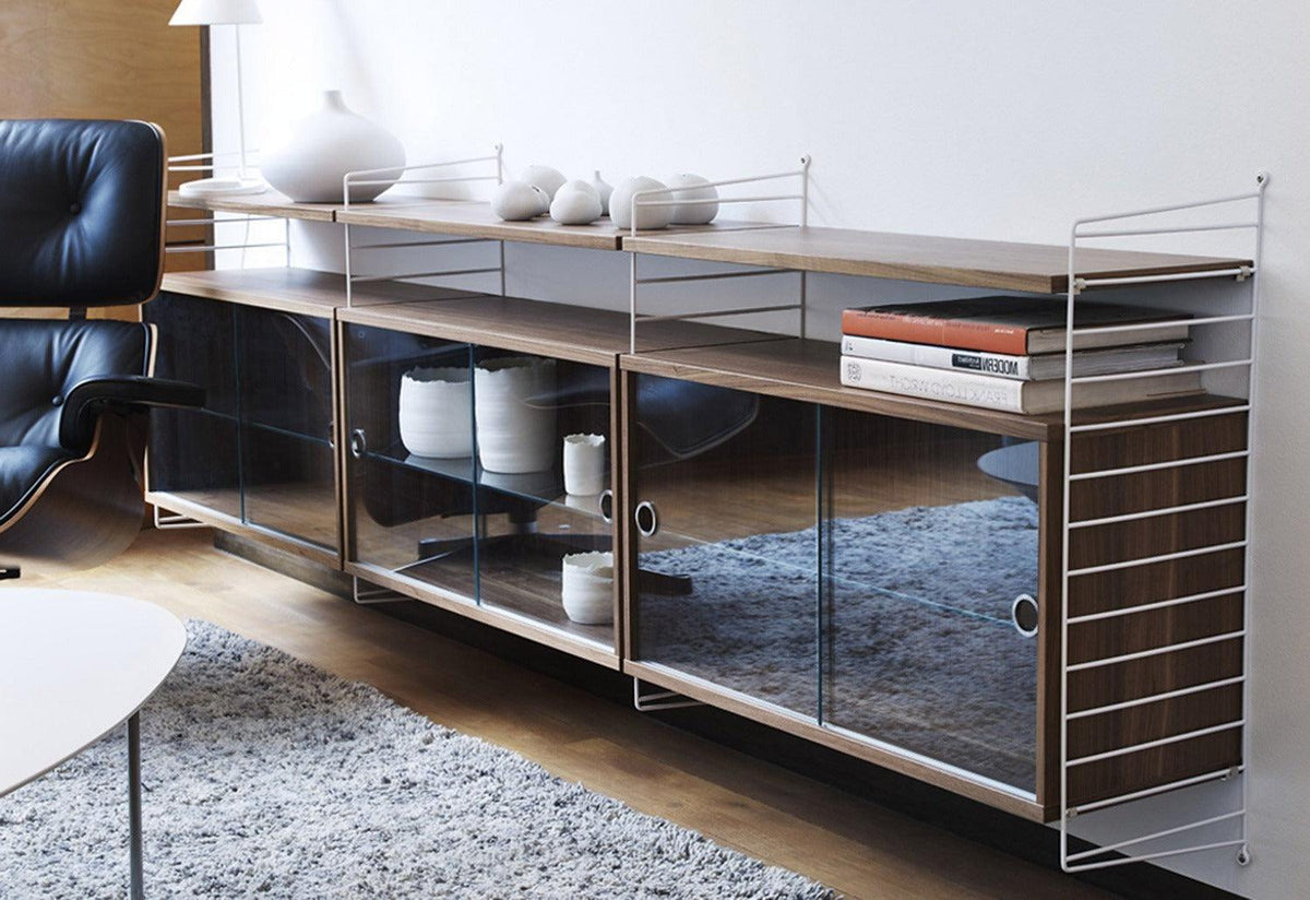 String System | Display Cabinet, Nisse strinning, String