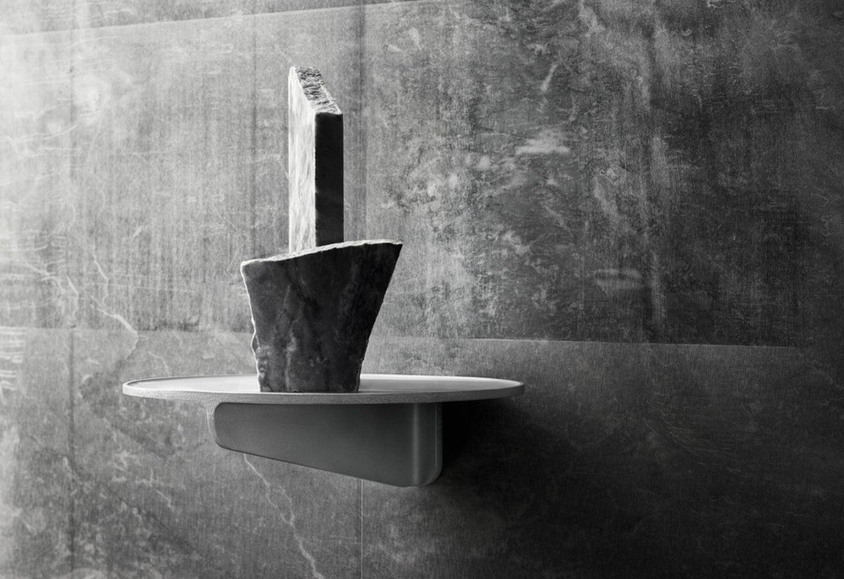 Museum Shelf, Taf architects, String