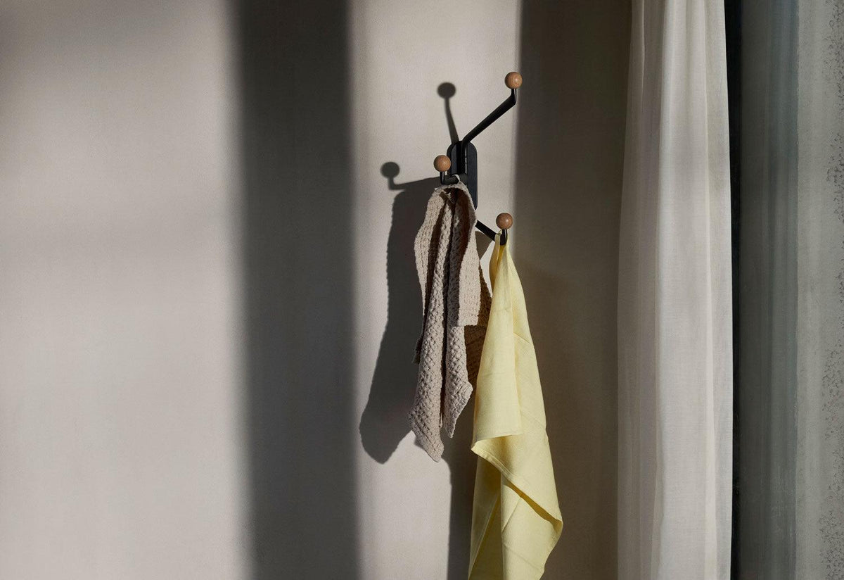 Capture Wall Hook, Space copenhagen, Andtradition