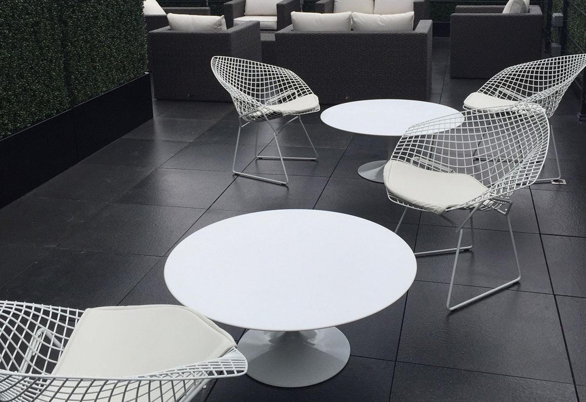 Tulip Outdoor Low Table, Eero saarinen, Knoll