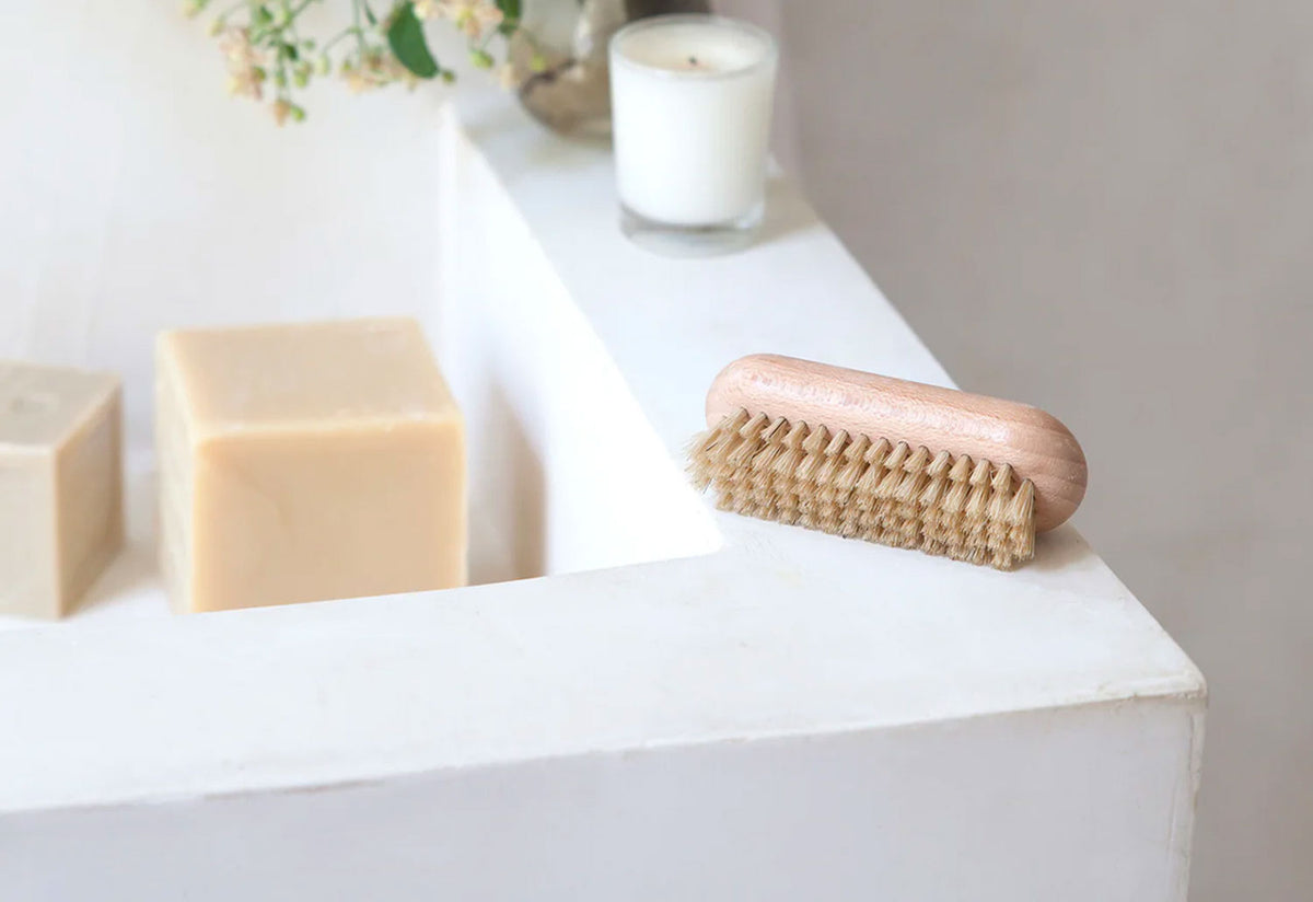 Nail Brush, Andree jardin